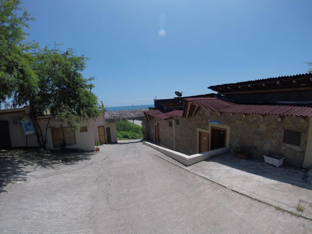 Punta Hills Montanita Hotel Exterior photo